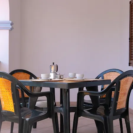 Spacious With Shared Pool Cala Liberotto