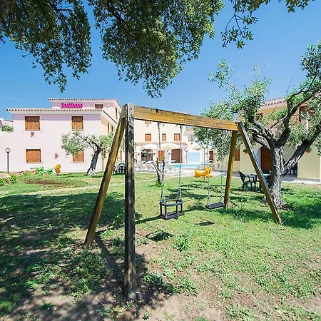 Apartamento Spacious With Shared Pool Cala Liberotto
