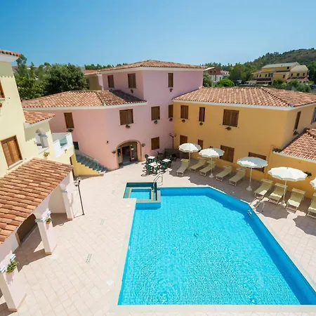 Apartmán Spacious With Shared Pool *