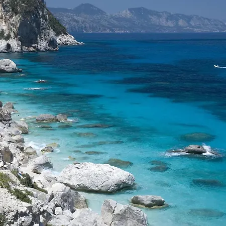 Spacious With Shared Pool Cala Liberotto