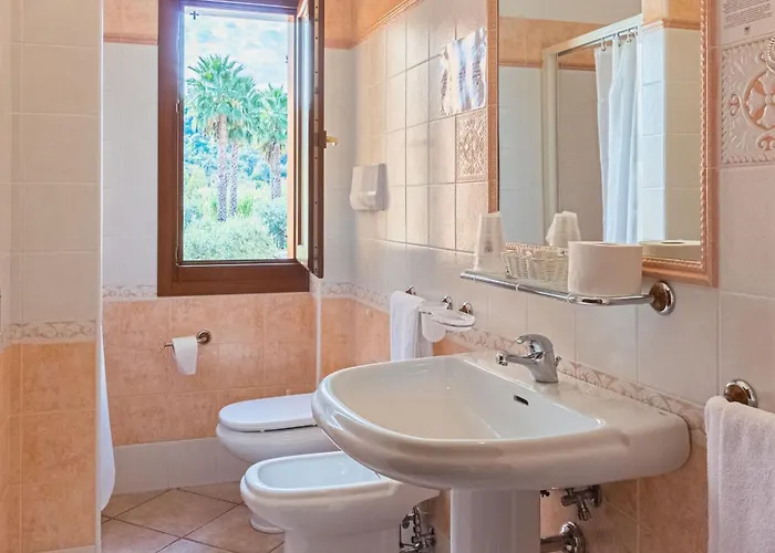 Apartment Spacious With Shared Pool