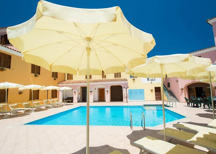 Spacious With Shared Pool Apartment Cala Liberotto