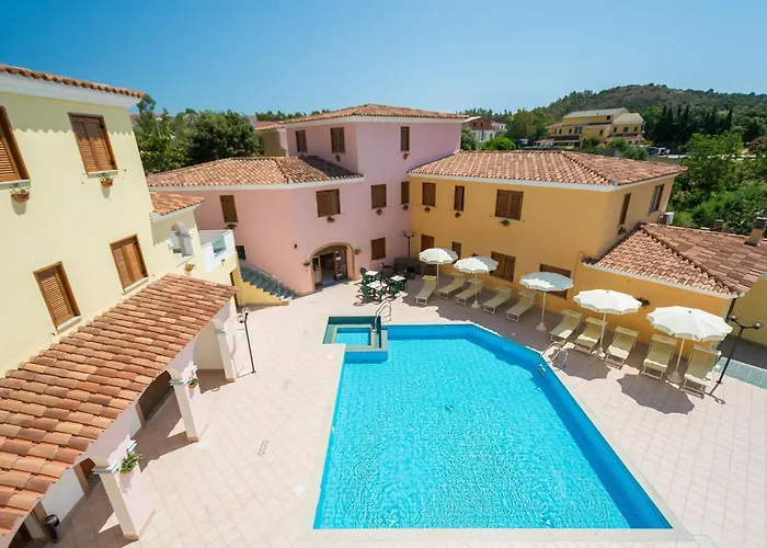 Apartment Spacious With Shared Pool *