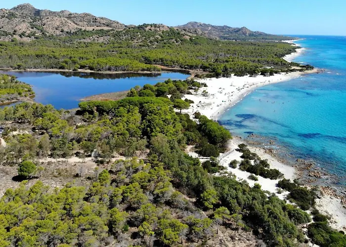 Spacious With Shared Pool Cala Liberotto